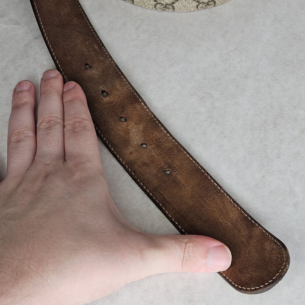 Men's Gucci Supreme GG Canvas Leather Belt 51 Inches Long 1.5" Wide 1 Tear - Picture 8 of 12